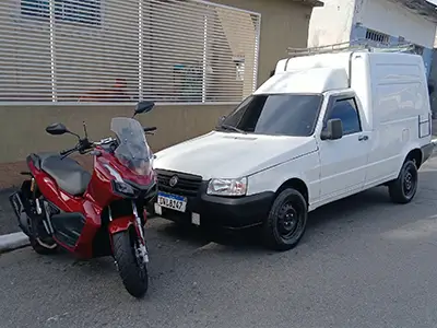 Frota (moto e Fiorino) da Expresso Zamarreño